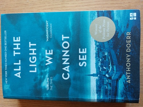 img/book-cover--all-the-light-we-cannot-see--500